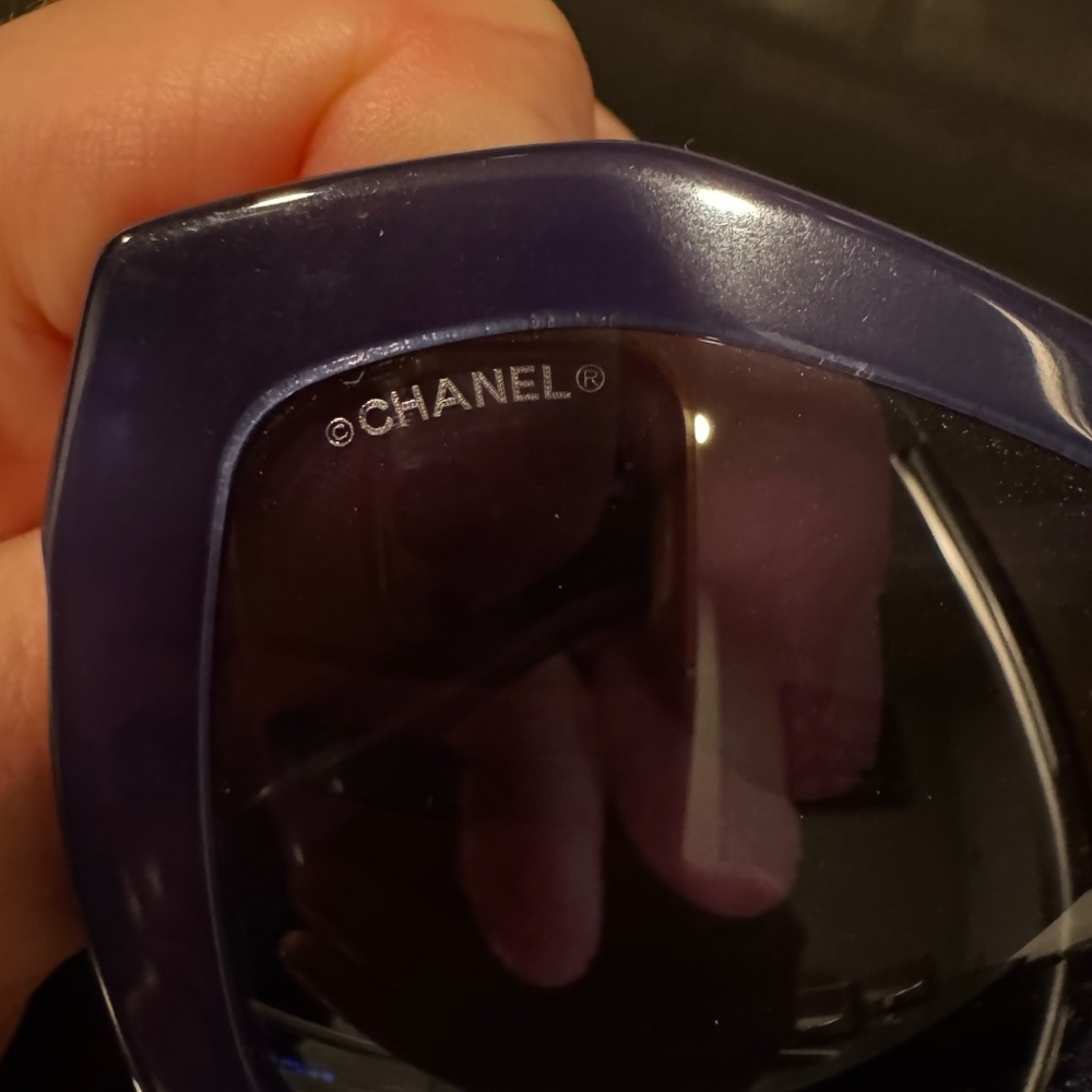 Authentic $700 CHANEL 5296 butterfly sunglasses in blue lace design - Picture 7 of 14